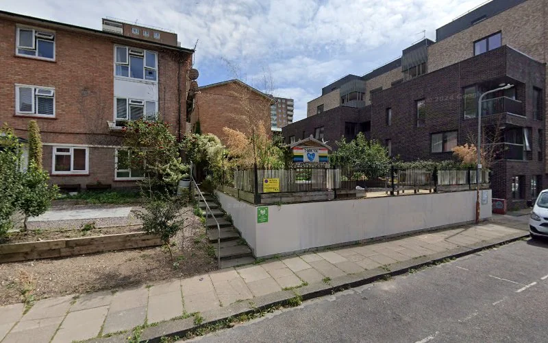 iDental Care 24 Ltd - EDS Brighton - Dental clinic in Brighton