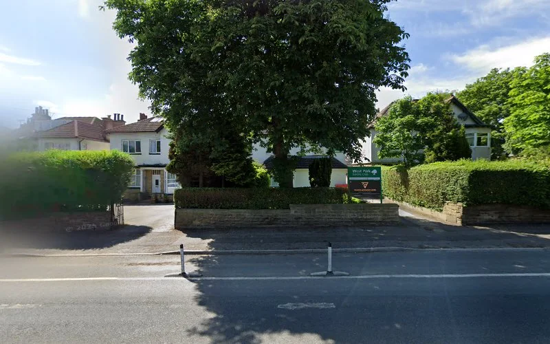 Hales Dr A - Dental clinic in Leeds