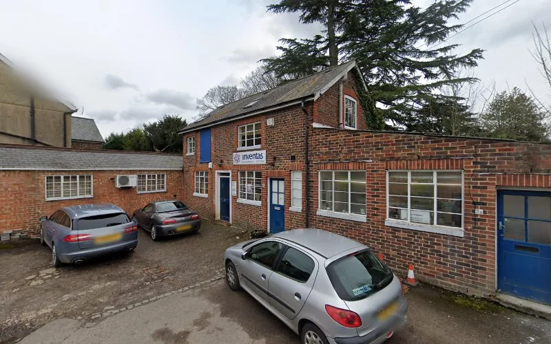 Surrey Chrome Laboratory - Dental clinic in Reigate