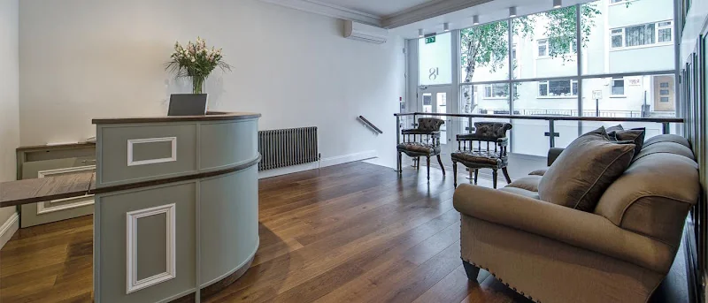 Number 18 Dental - Dentist in London