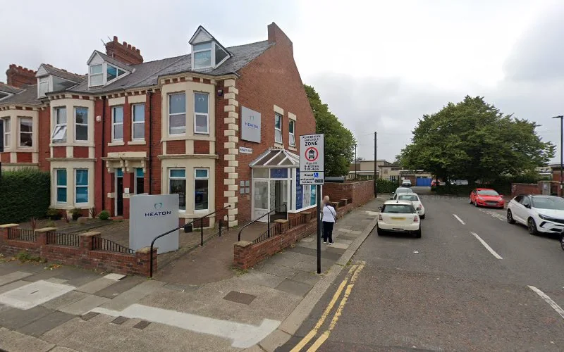 Sajjanhar Raj - Dental clinic in Newcastle upon Tyne