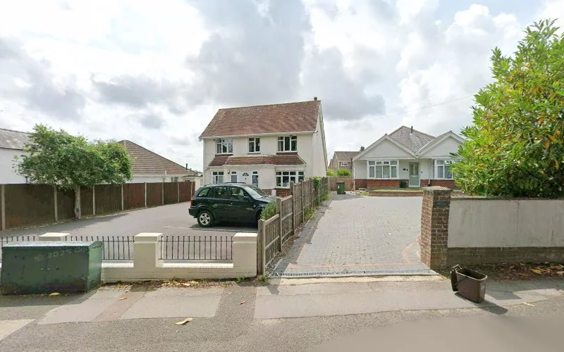 Bursledon Dental Clinic - Dental clinic in Southampton