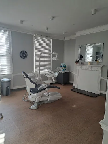 Define Dental Clinic - Dentist in Beaconsfield