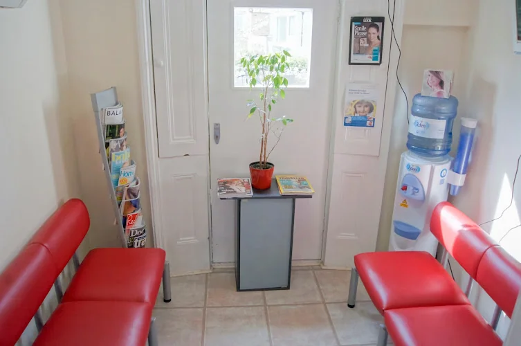 Incredible Smiles - Dentist in London