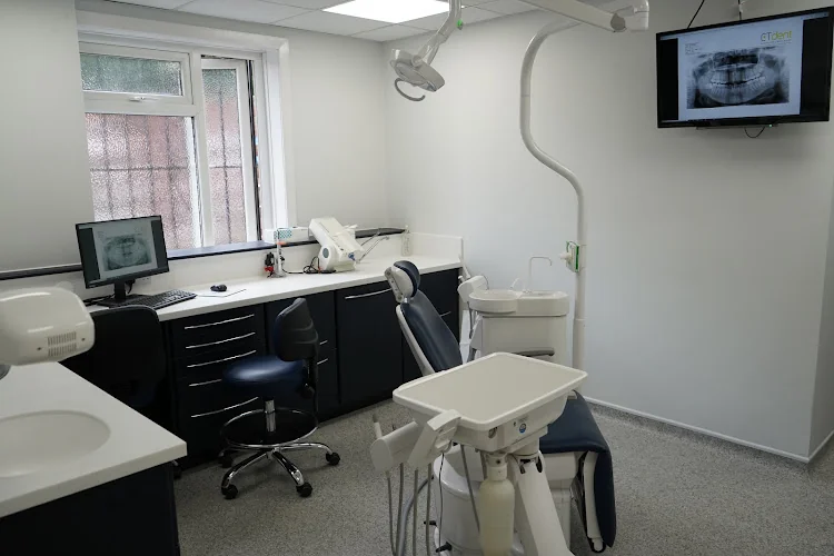 Teeth At Oakwood - Dental clinic in Leeds