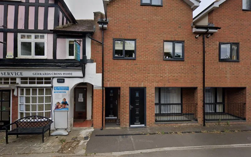 Elite Dental Clinic - Dental clinic in Gerrards Cross