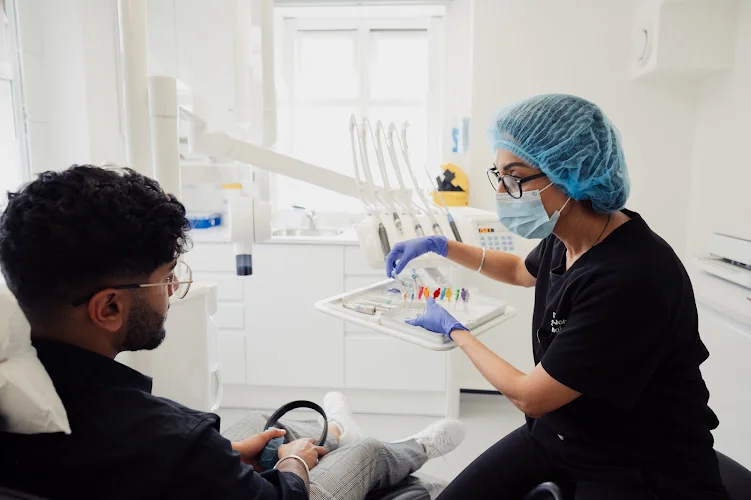 Floss and Smile Dental Practice - Dentist in Dunstable