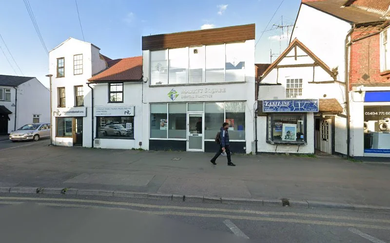 Fiona Ellis BDS LDS RCS Eng - Dentist in Chesham