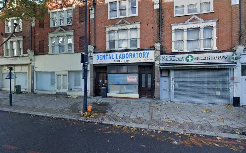 Dental Laboratory - Denture Care Centre in London