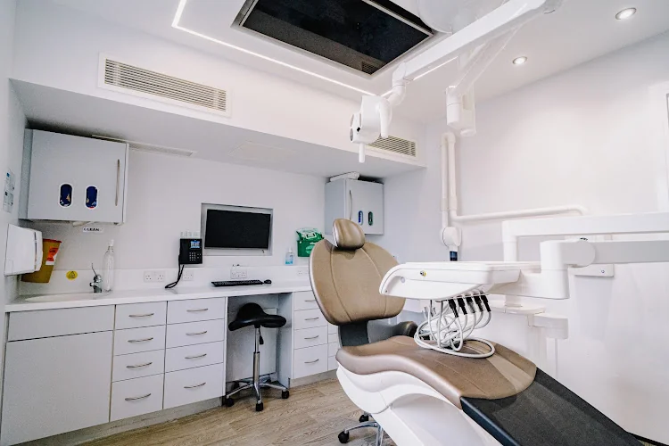Abbey House Dental - The Advanced Centre - Dental clinic in Stone