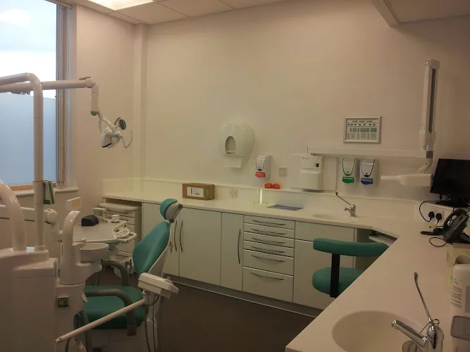 Whitton Corner Dental Practice - Dental clinic in Twickenham