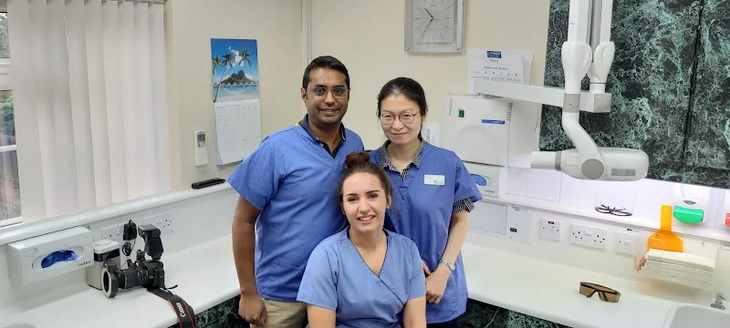 Sync Dental Roseneath - Dentist in West Byfleet