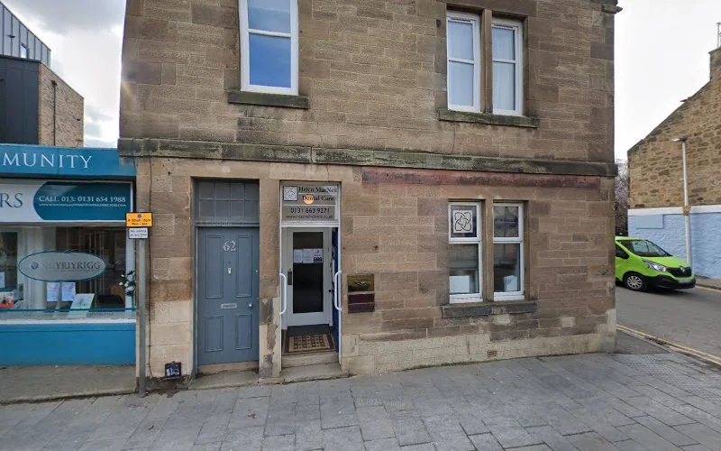 Helen MacNeil - Dental clinic in Bonnyrigg