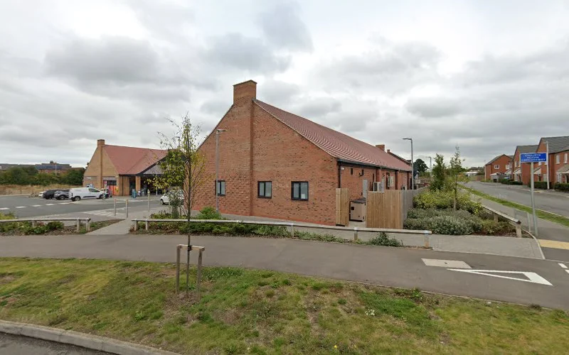 The Dental Emergency Clinic - Dentist in Warwick