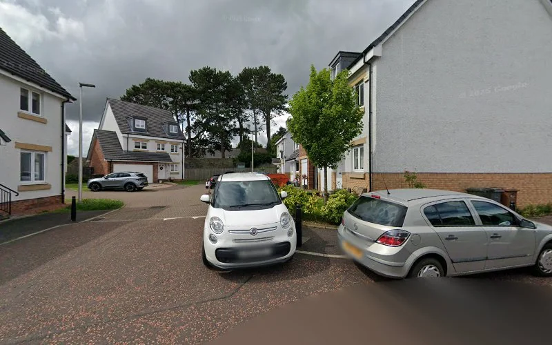 Pearly Whites Edinburgh - Teeth whitening service in Kirkliston