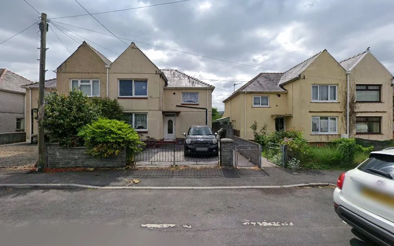 Patel Nik - Dental clinic in Ammanford