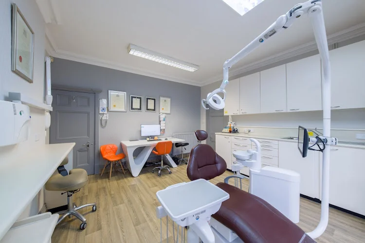 Sutton Dental & Implant Clinic - Dentist in Sutton Coldfield