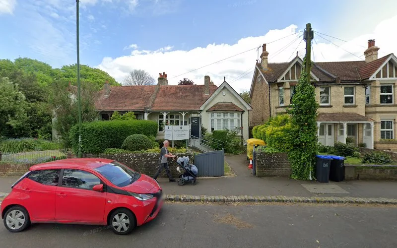 Southwick Green Dental & Implant Clinic - Cosmetic dentist in Brighton