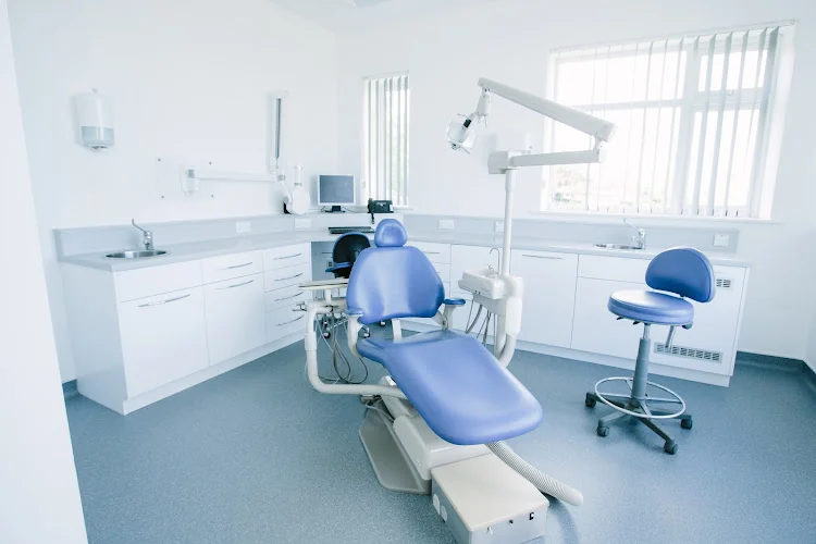 Portishead Dental Practice - Dental clinic in Bristol