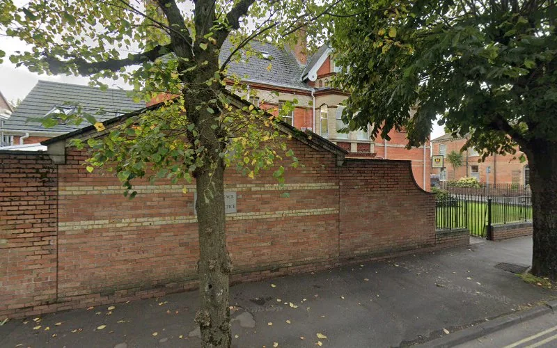 Petrie Tucker & Partners - Dental clinic in Dorchester