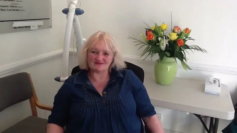 Life Dental Implants (by Dr Azhar Sheikh) - Dental implants periodontist in London