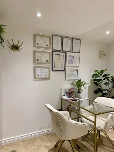 Dr Mary Franklin Medical Aesthetics - Cosmetic dentist in Hillsborough
