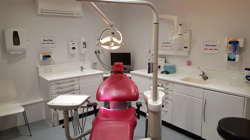 Simply Bright Mitcham - Dental clinic in Mitcham