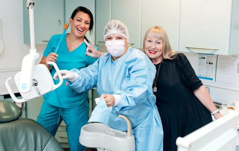 Harewood Dental Surgery - Dentist in Virginia Water