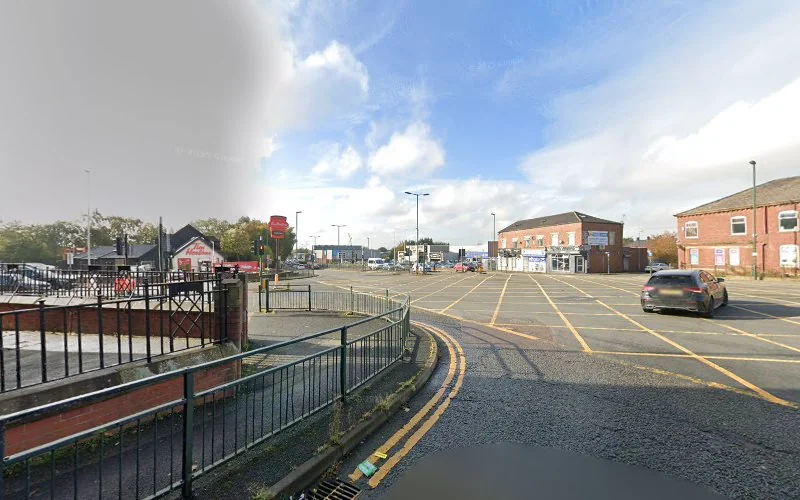 Tattersall D - Dental clinic in Oldham