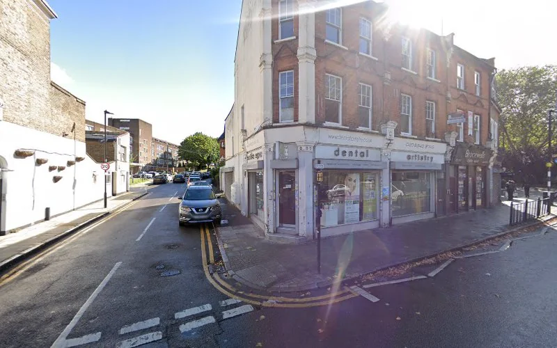 Smile Spa - Dentist in London