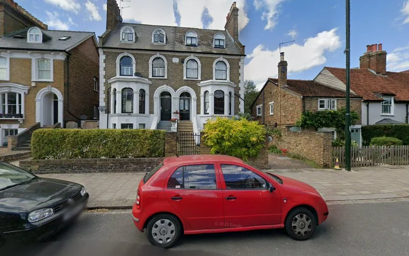 Fiona Evans - Dental clinic in Teddington