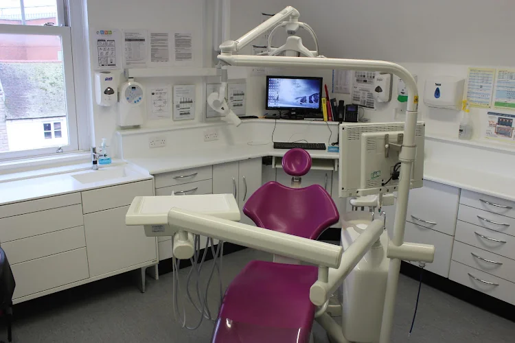 Solihull Dental Centre & Implant Clinic - Dentist in Solihull