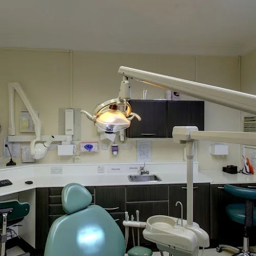 Cassio Road Dental Practice - Dentist in Watford