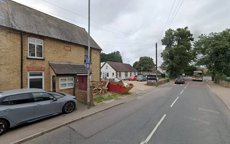 Dr Shaneabbas Khaki - Flitwick High Street Dental Practice - Dental clinic in Bedford