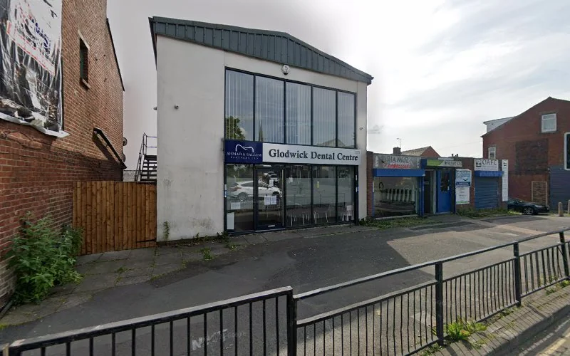 Glodwick Dental Centre - Dental clinic in Oldham