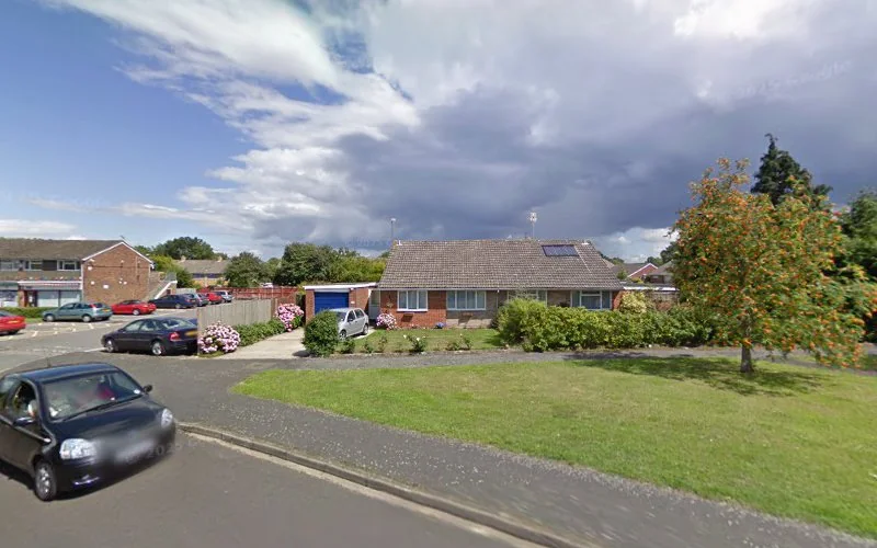 Dr Uzman Haq - Dental clinic in Yateley