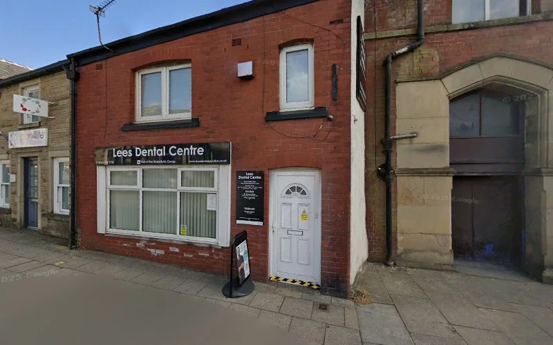 Lees Dental Centre - Lees Dentist - Dental clinic in Oldham