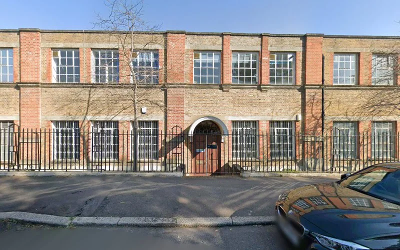 Monteiro clinic north - Dental clinic in London