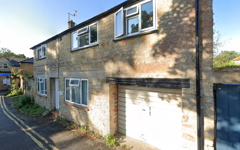 Taylor J - Dentist in Crewkerne