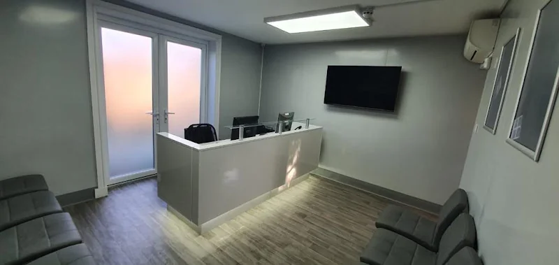 Confidental Clinic - Dentist in Morden