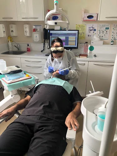 Sage Dental - Dental clinic in Southall