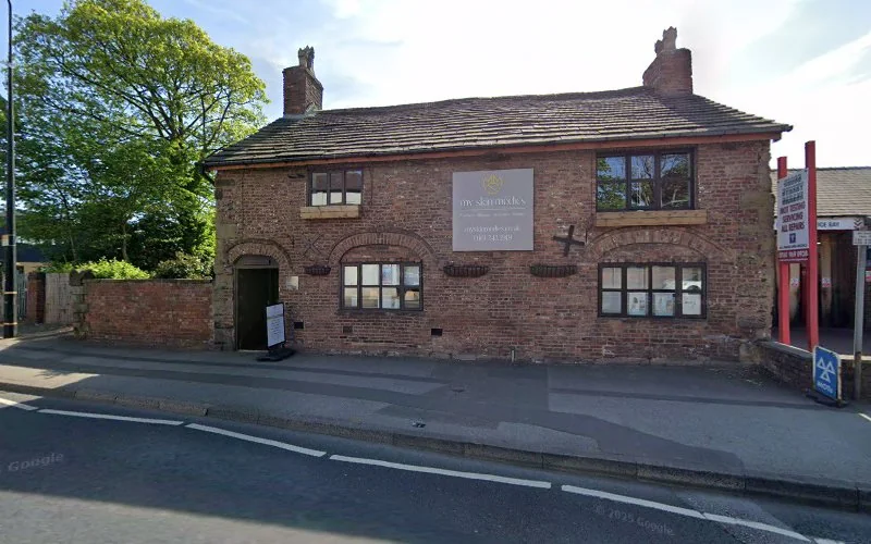 Denta Centre - Dental clinic in Sale