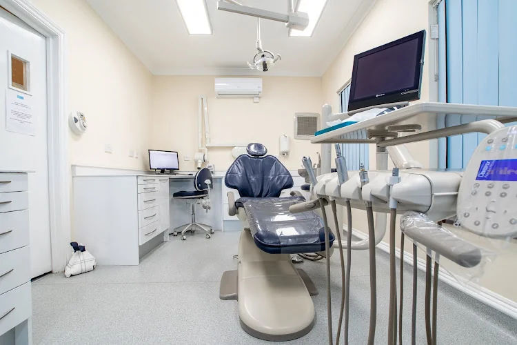 Emsworth Specialist Practice - Dental clinic in Havant