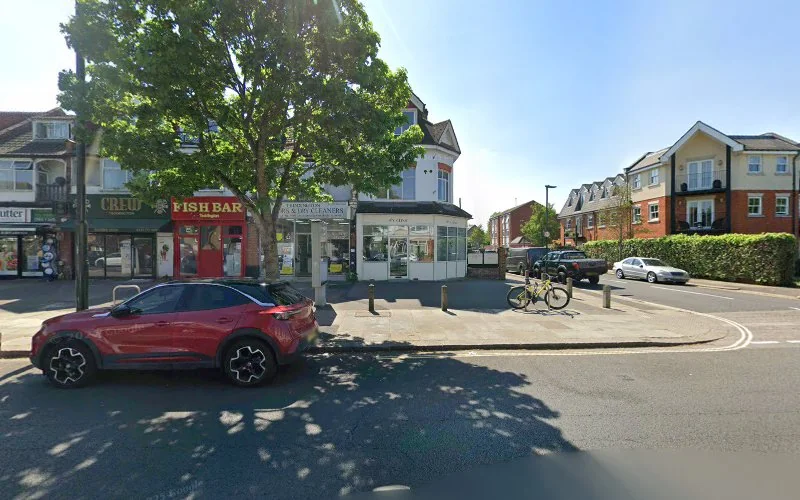 Dental Implants at The Ivy Clinic - Dentist in Teddington