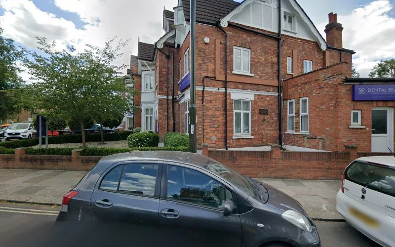 Rq - Dental clinic in Teddington