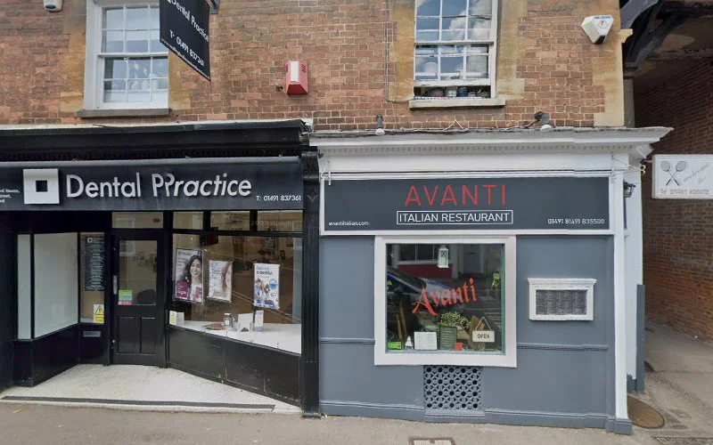 Dr Hootan Minai - Wallingford House Dental Practice - Dental clinic in Wallingford