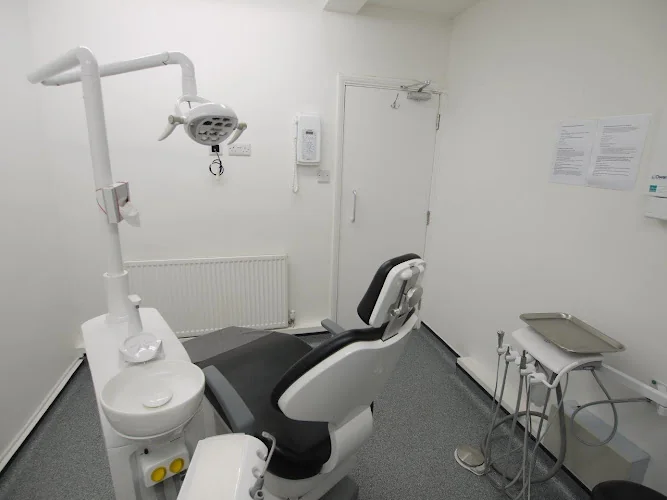 West Hill Dental Centre - Invisalign and Dental Implants - Dentist in Dartford