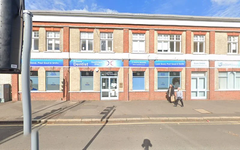 HealthCare Elite: Dental Centre - Dentist in Gravesend