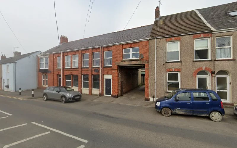 Dr P Leghaei - Dentist in Pembroke