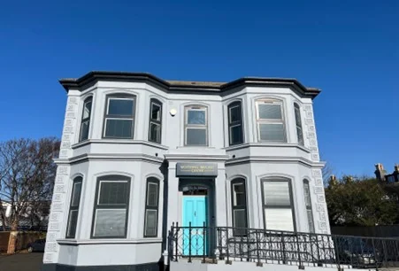 Worthing Implant Centre - Dentist in Worthing